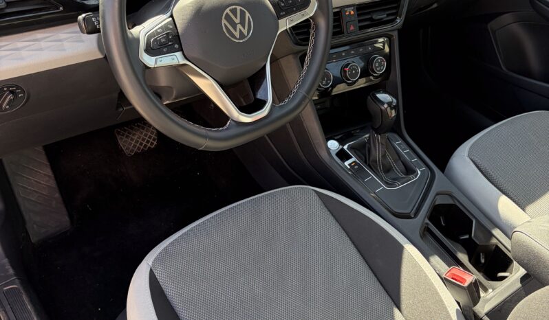 
2024 VW TAOS TRENDLINE full									