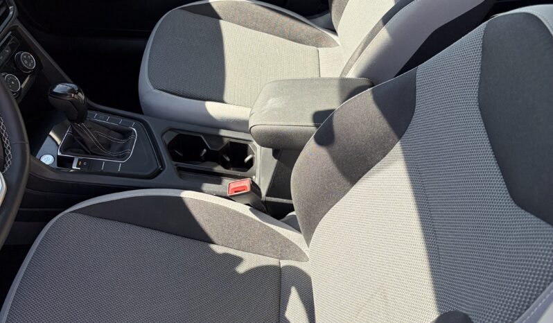 
2024 VW TAOS TRENDLINE full									