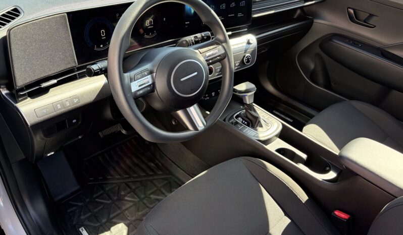 
2025 HYUNDAI KONA ESSENTIAL full									