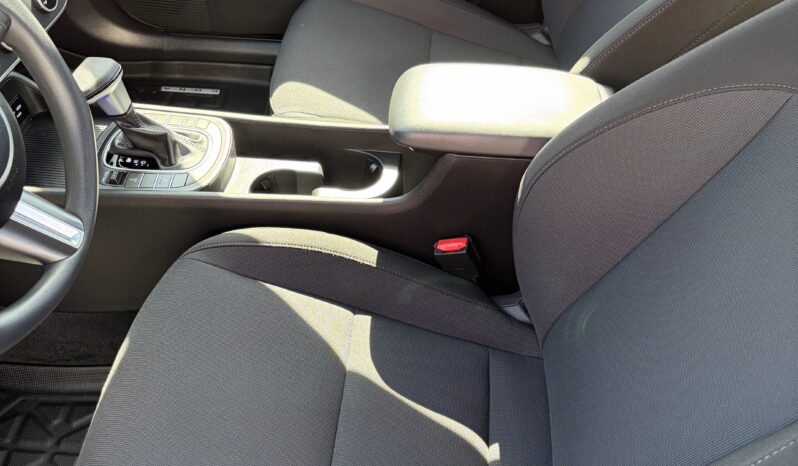 
2025 HYUNDAI KONA ESSENTIAL full									