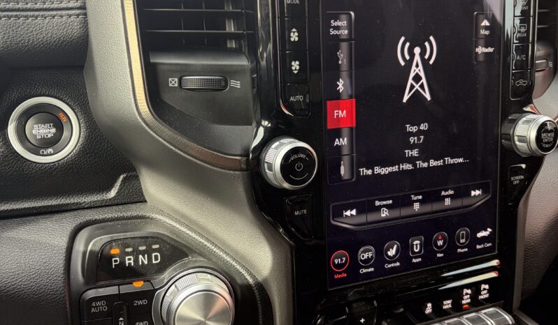 
2021 RAM 1500 SPORT full									