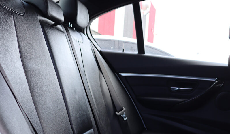 
2017 BMW 3 SERIES full									