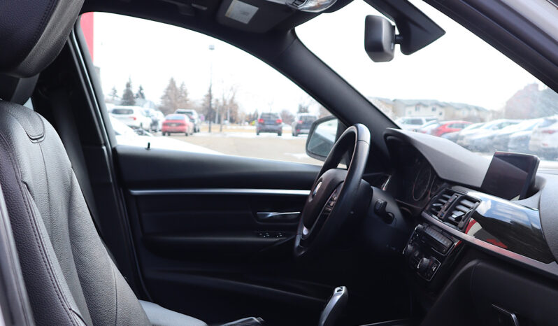 
2017 BMW 3 SERIES full									