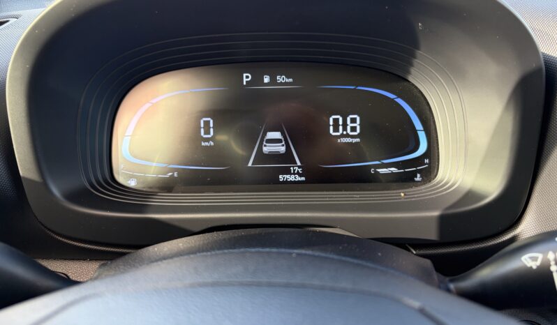 
2025 HYUNDAI VENUE PREFERRED full									