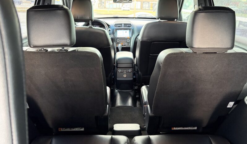 
2019 FORD EXPLORER XLT full									