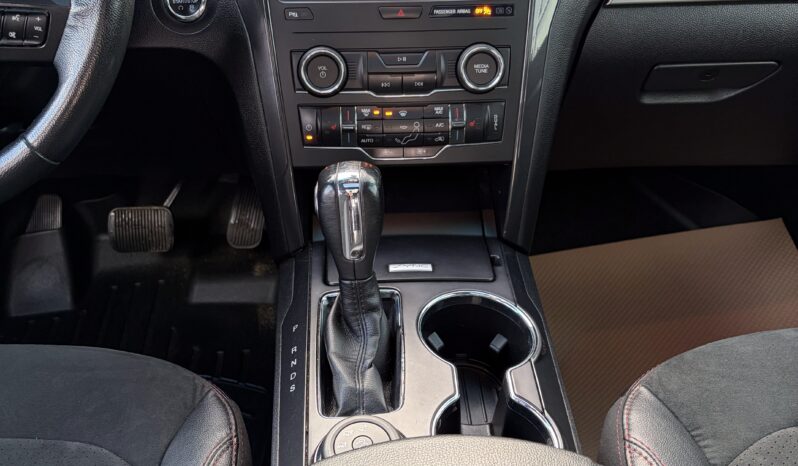 
2019 FORD EXPLORER XLT full									