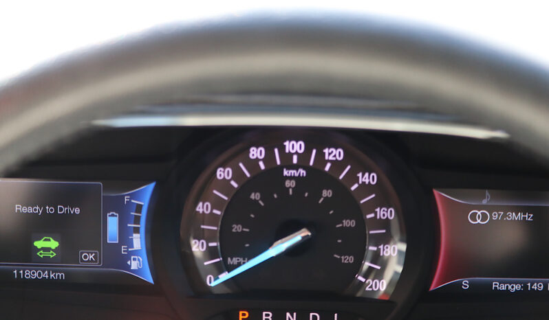 
2019 Ford Fusion Hybrid full									