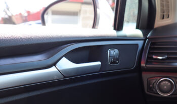 
2019 Ford Fusion Hybrid full								