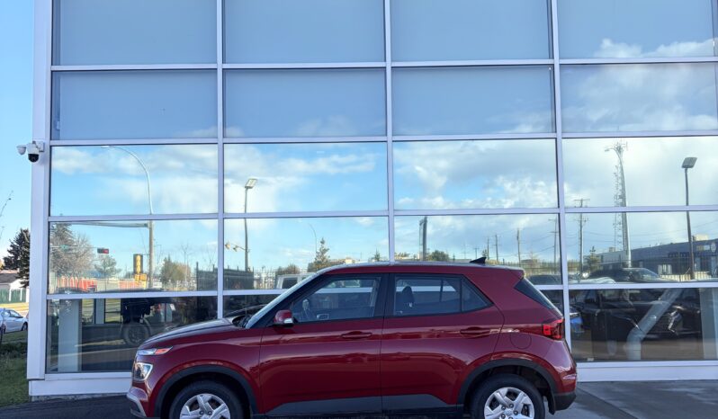 
2020 HYUNDAI VENUE SE full									