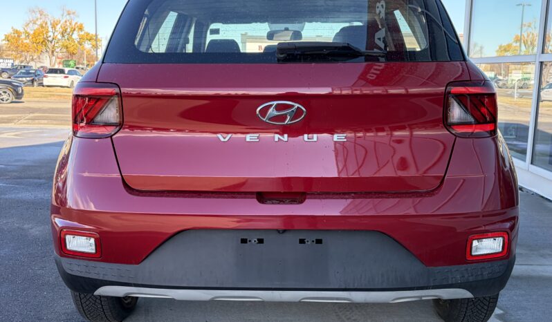 
2020 HYUNDAI VENUE SE full									