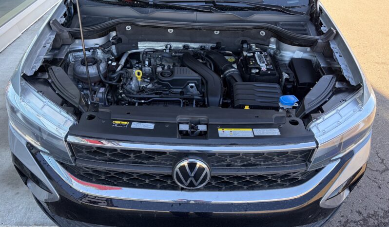 
2022 VW TAOS SE 4MOTION full									