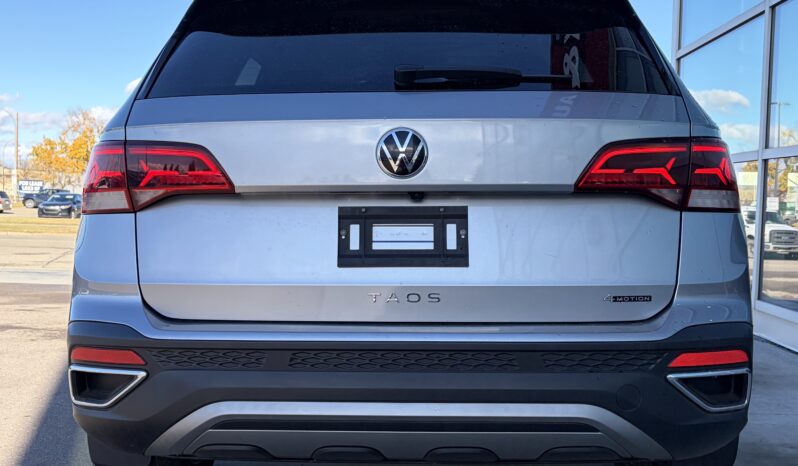 
2022 VW TAOS SE 4MOTION full									