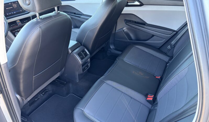 
2022 VW TAOS SE 4MOTION full									