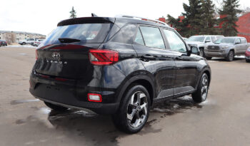 2021 Hyundai Venue SEL full