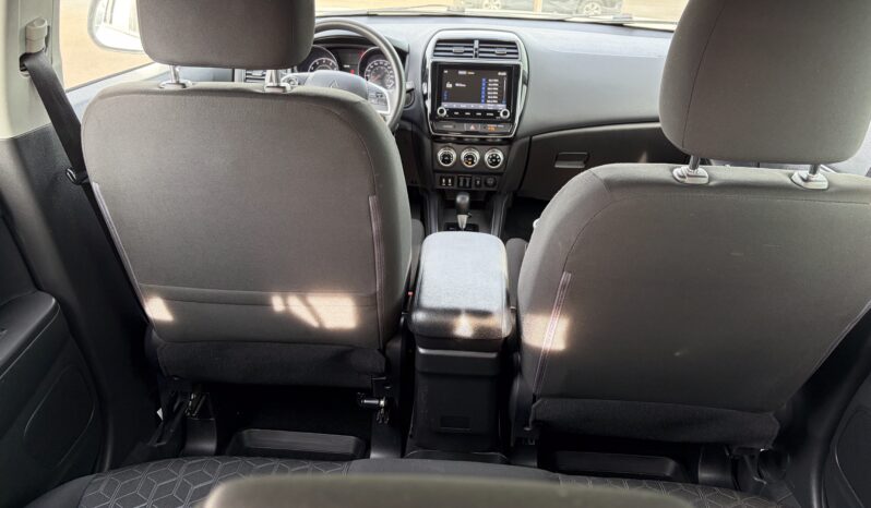 
2022 MITSUBISHI RVR ES full									