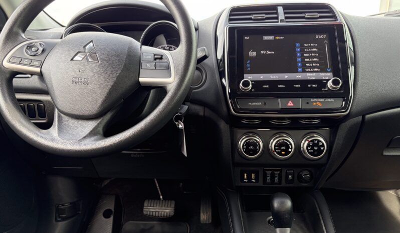 
2022 MITSUBISHI RVR ES full									