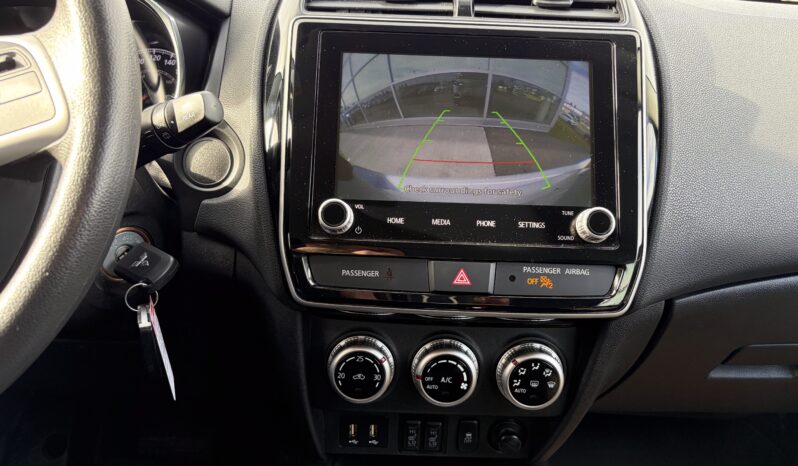 
2022 MITSUBISHI RVR ES full									