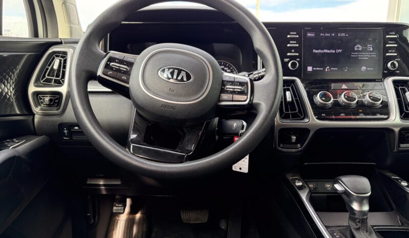 
2021 KIA SORENTO LX full									