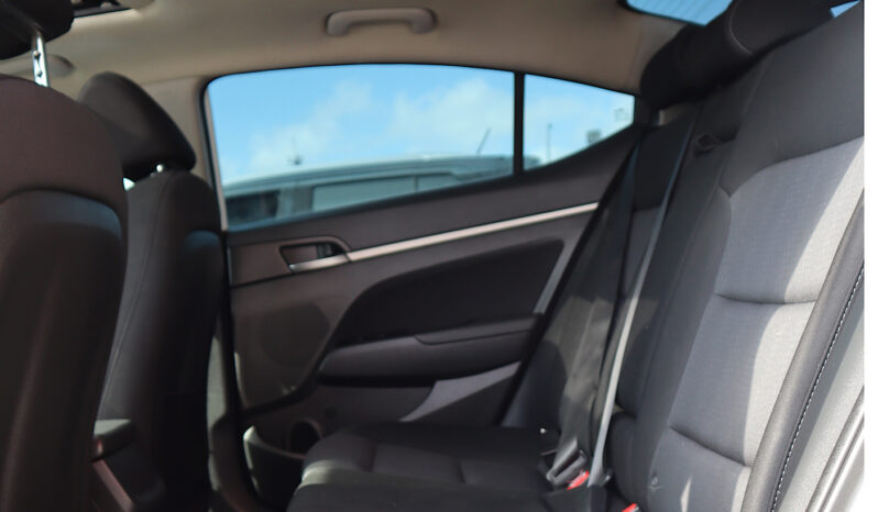 
2017 Hyundai Elantra GLS full									