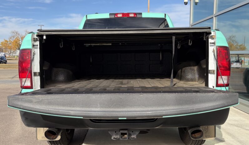 
2022 RAM 1500 CLASSIC TRADESMAN full									