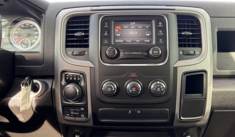 
2022 RAM 1500 CLASSIC TRADESMAN full									