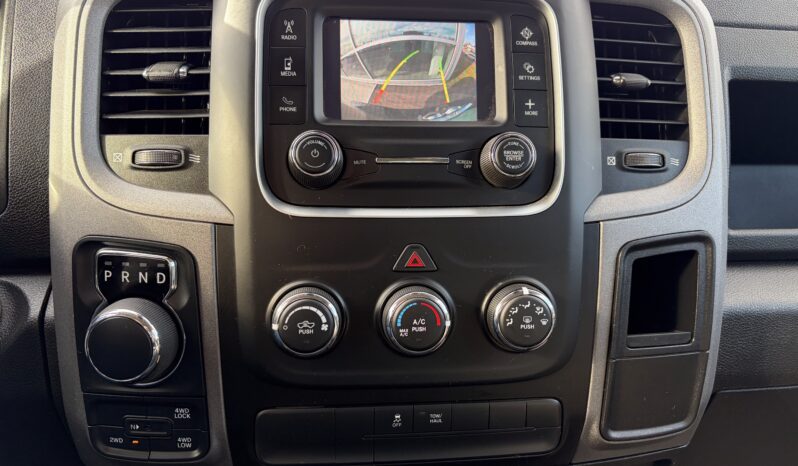 
2022 RAM 1500 CLASSIC TRADESMAN full									
