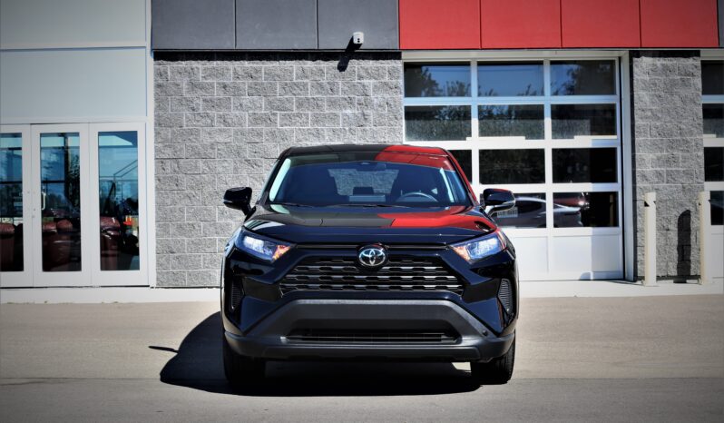 
2019 TOYOTA RAV4 LE AWD full									