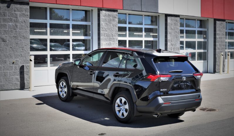 
2019 TOYOTA RAV4 LE AWD full									