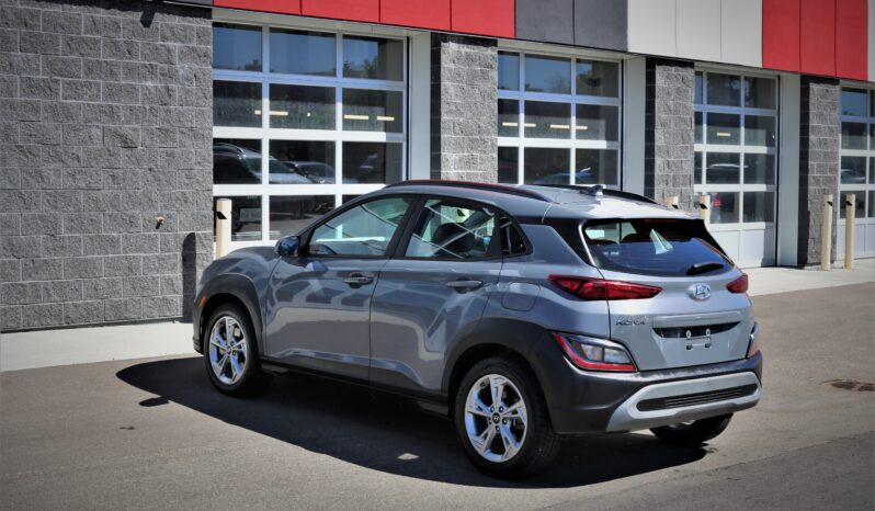 
2022 HYUNDAI KONA SEL full									