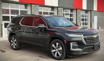 2023 Chevrolet Traverse LT full