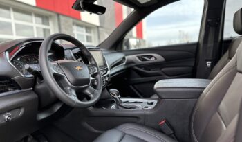 2023 Chevrolet Traverse LT full