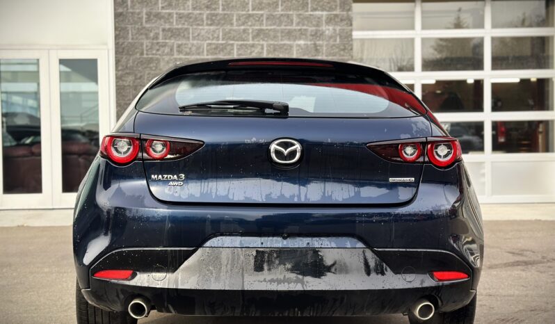 
2023 MAZDA 3 SKYACTIVG full									