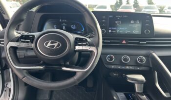 2025 HYUNDAI ELANTRA PREFERRED full