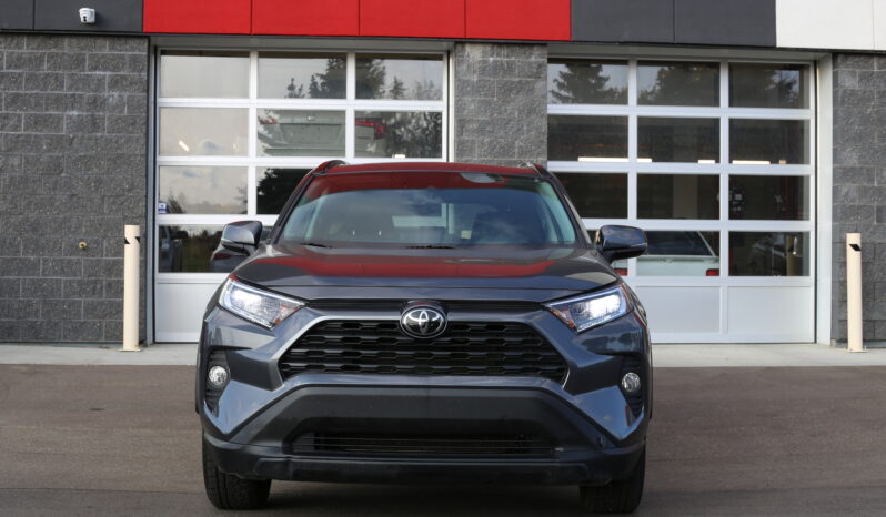 
2020 TOYOTA RAV4 XLE full									