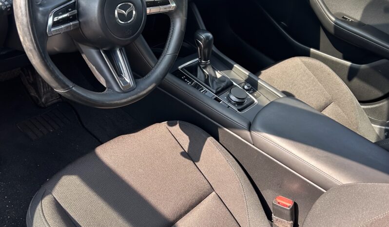
2021 MAZDA3 PREFERRED full									