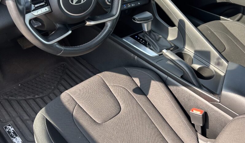 
2025 HYUNDAI ELANTRA PREFERRED full									