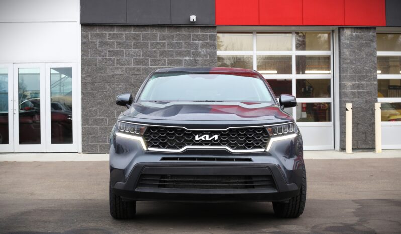 
2022 KIA SORENTO LX full									