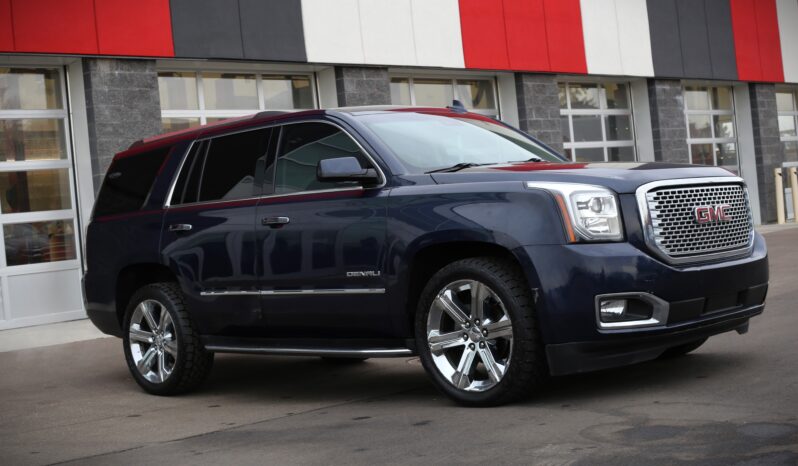 
2017 GMC YUKON DENALI full									