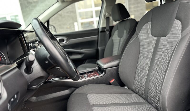 
2022 KIA SORENTO LX full									