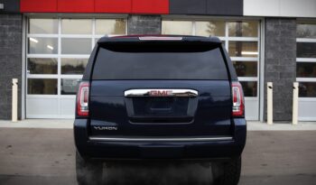 
2017 GMC YUKON DENALI full								