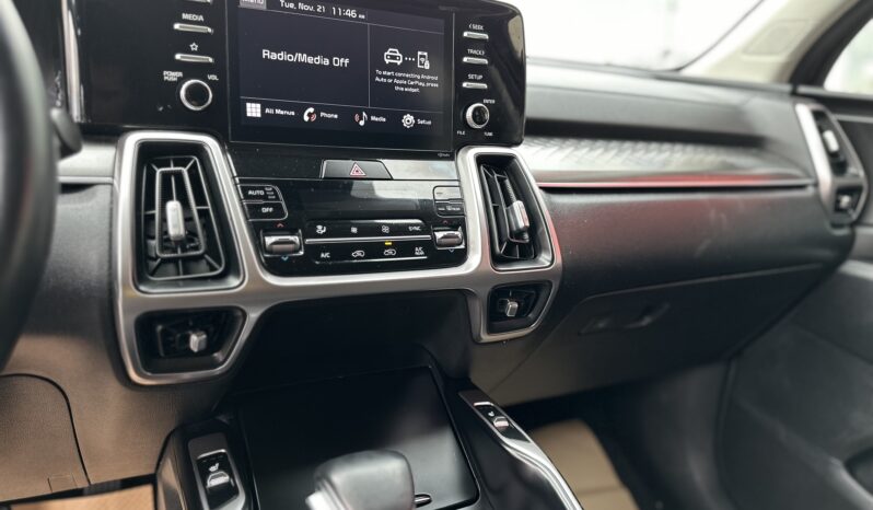 
2022 KIA SORENTO LX full									