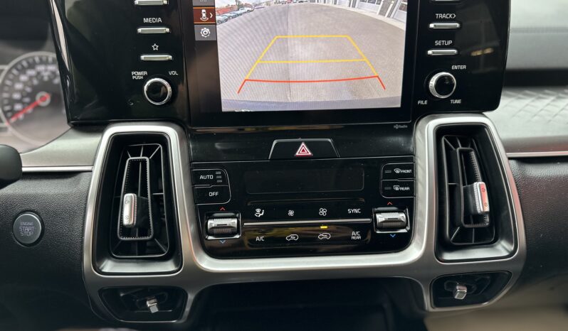 
2022 KIA SORENTO LX full									