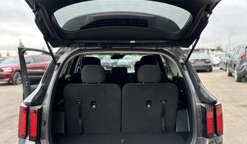 
2022 KIA SORENTO LX full									