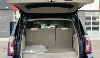 
2017 GMC YUKON DENALI full								