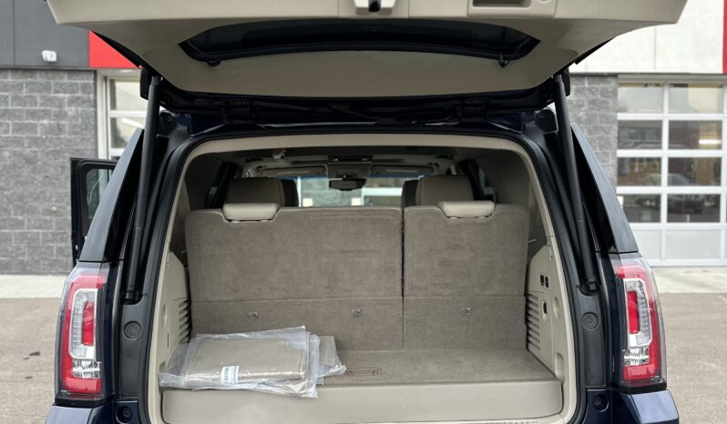 
2017 GMC YUKON DENALI full									