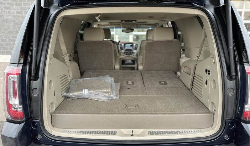 
2017 GMC YUKON DENALI full									