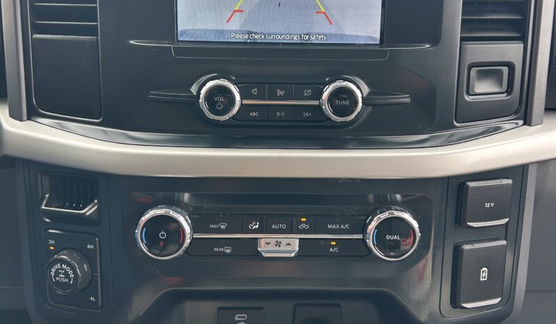 
2022 FORD F-150 LARIAT full									