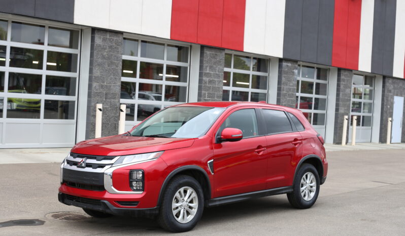 
2022 MITSUBISHI RVR SE full									