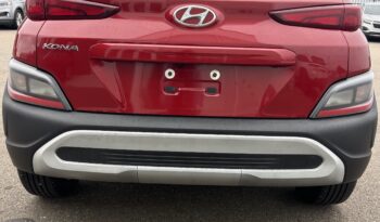 
2022 HYUNDAI KONA LE full								