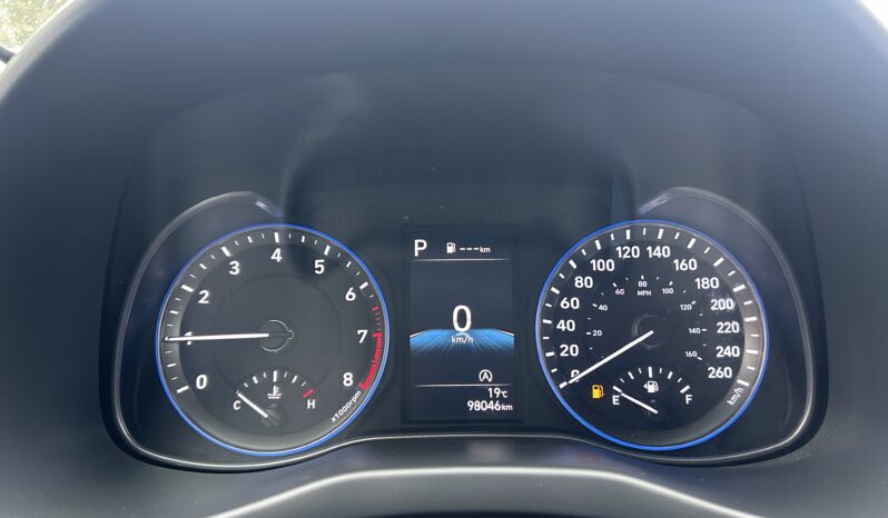 
2022 HYUNDAI KONA LE full									